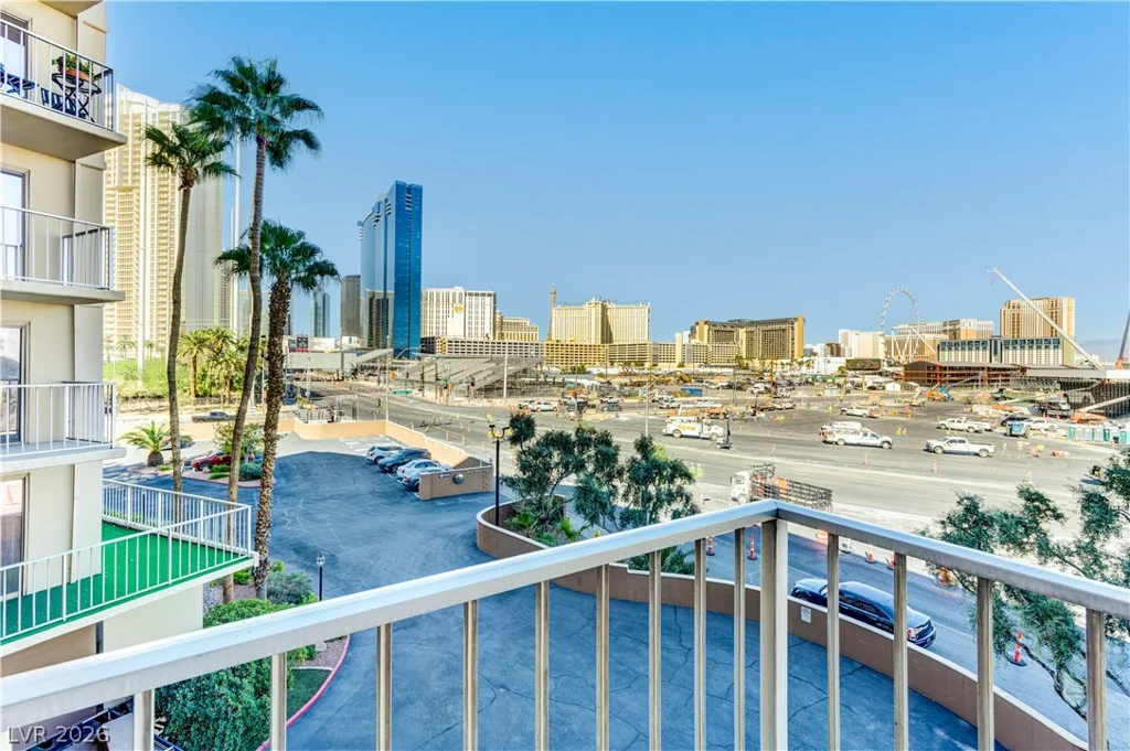 205 Harmon, Las Vegas, NV 89169