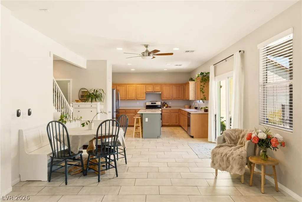 5016 Stone Bay, Las Vegas, NV 89131