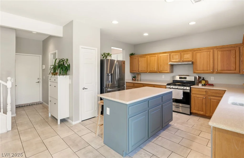 5016 Stone Bay, Las Vegas, NV 89131
