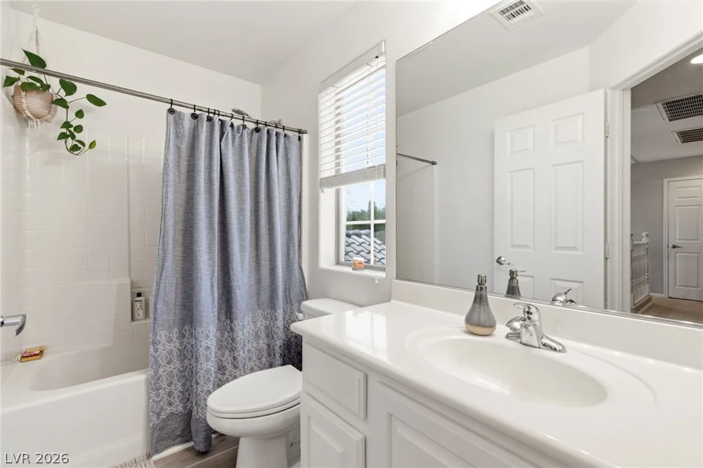 5016 Stone Bay, Las Vegas, NV 89131