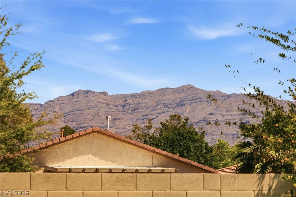5016 Stone Bay, Las Vegas, NV 89131