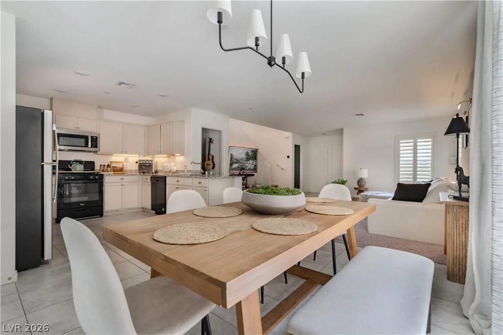 1126 Glistening Acres Ave, North Las Vegas, NV 89086
