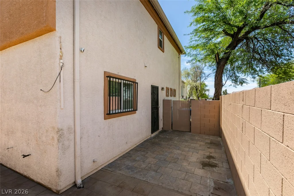 5218 Shreve, Las Vegas, NV 89156