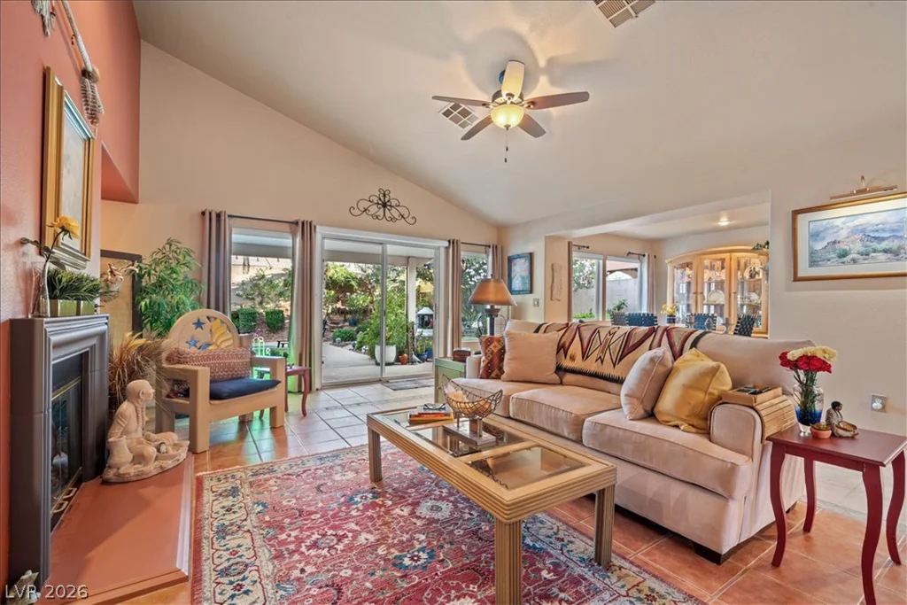 2163 Vista Famosa, Las Vegas, NV 89123