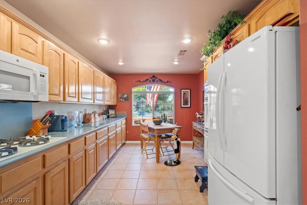 2163 Vista Famosa, Las Vegas, NV 89123