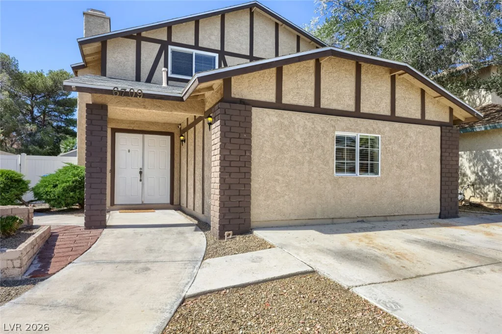 6709 Evanston, Las Vegas, NV 89108