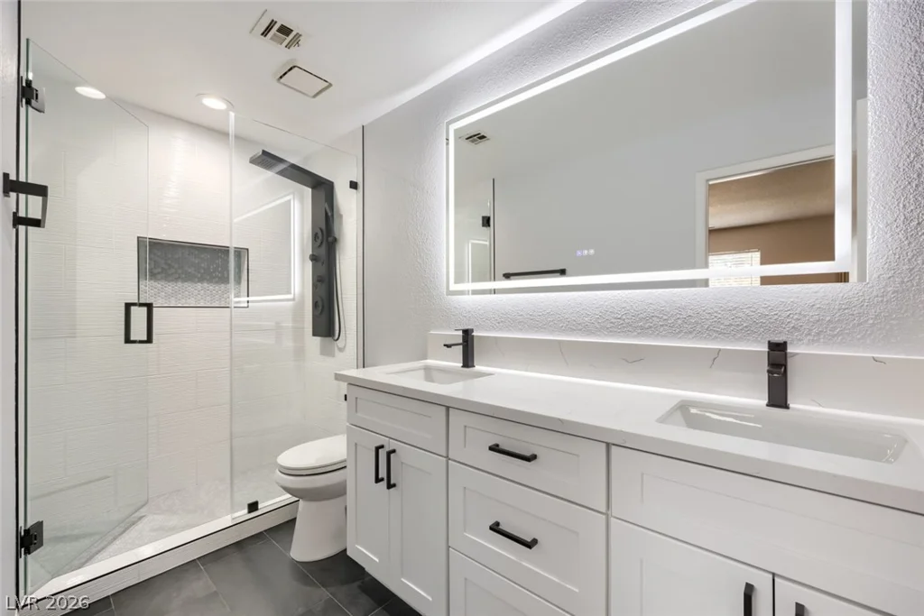 6709 Evanston, Las Vegas, NV 89108