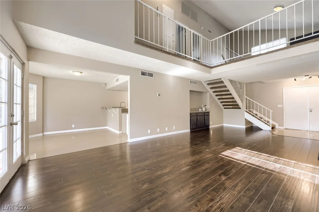 6709 Evanston, Las Vegas, NV 89108