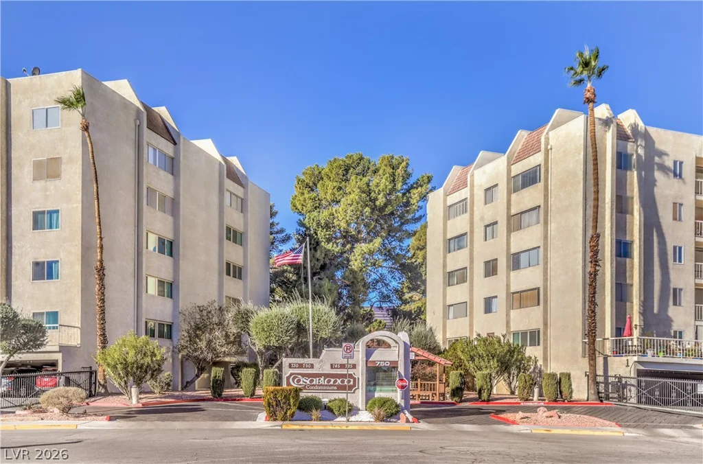 750 Royal Crest, Las Vegas, NV 89169