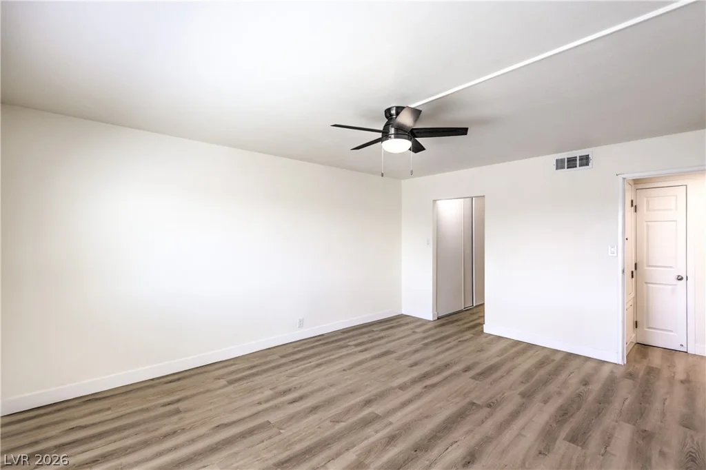 750 Royal Crest, Las Vegas, NV 89169