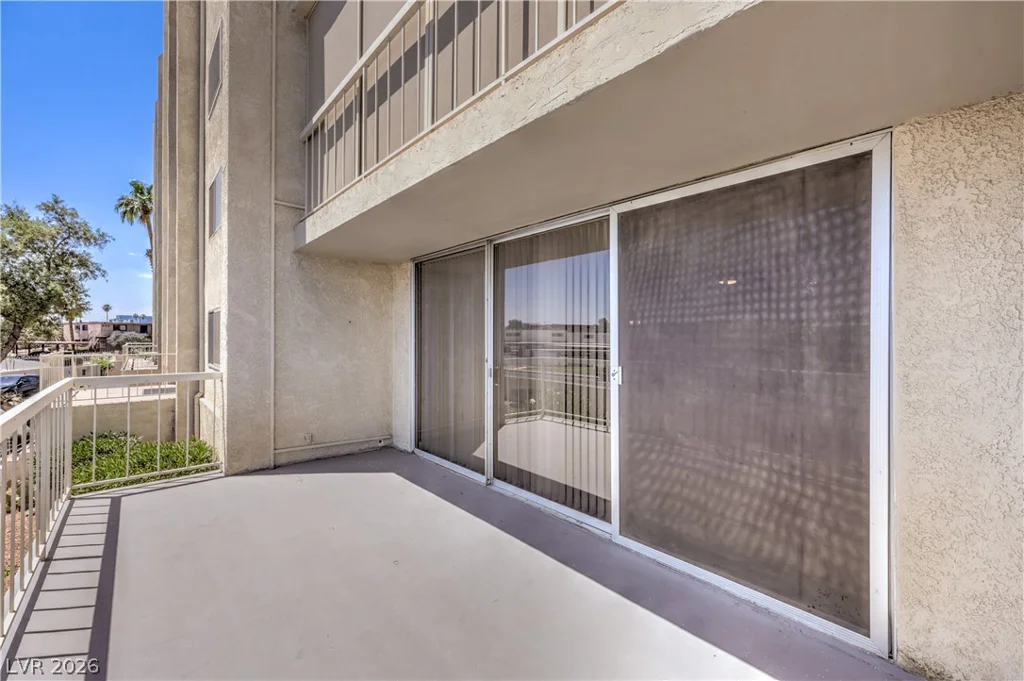 750 Royal Crest, Las Vegas, NV 89169