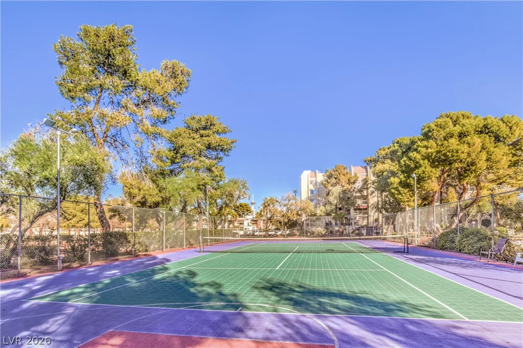 750 Royal Crest, Las Vegas, NV 89169