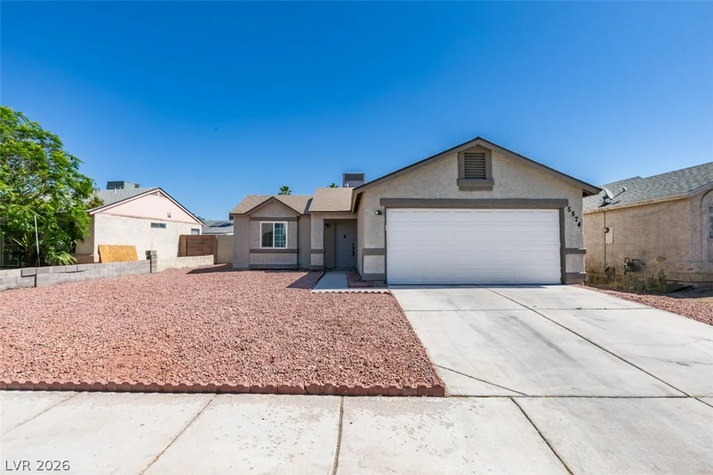 5574 Ballinger, Las Vegas, NV 89142