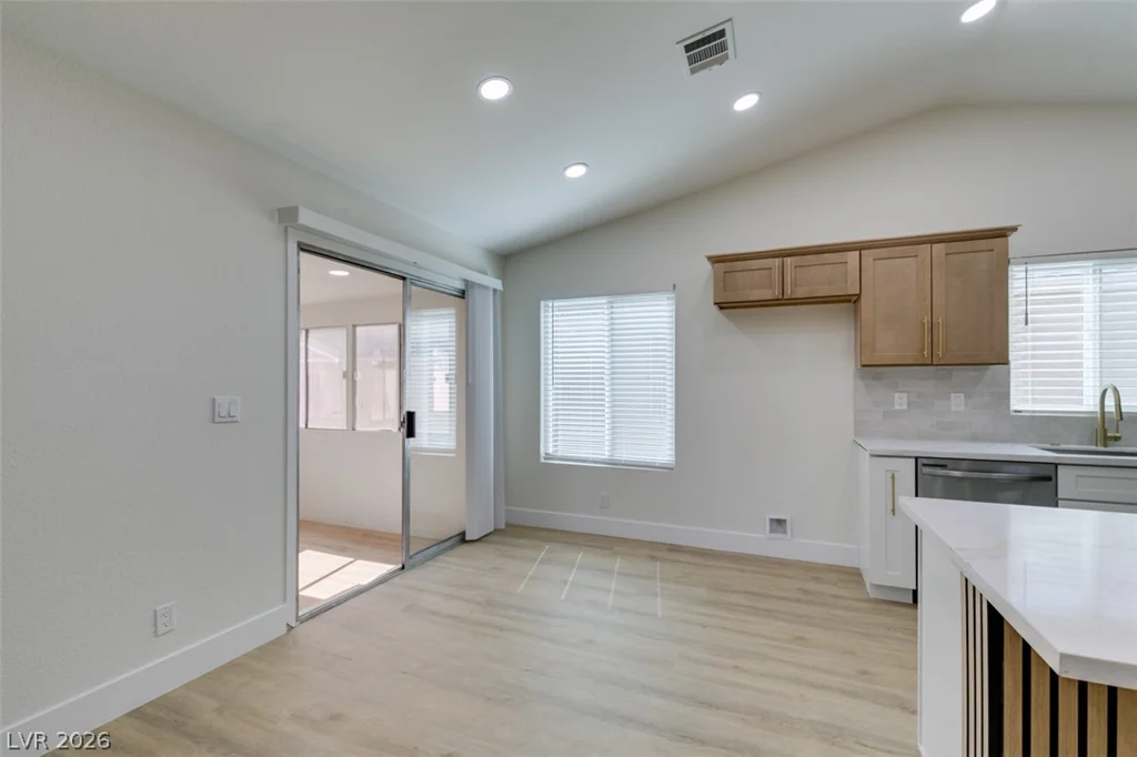 5574 Ballinger, Las Vegas, NV 89142