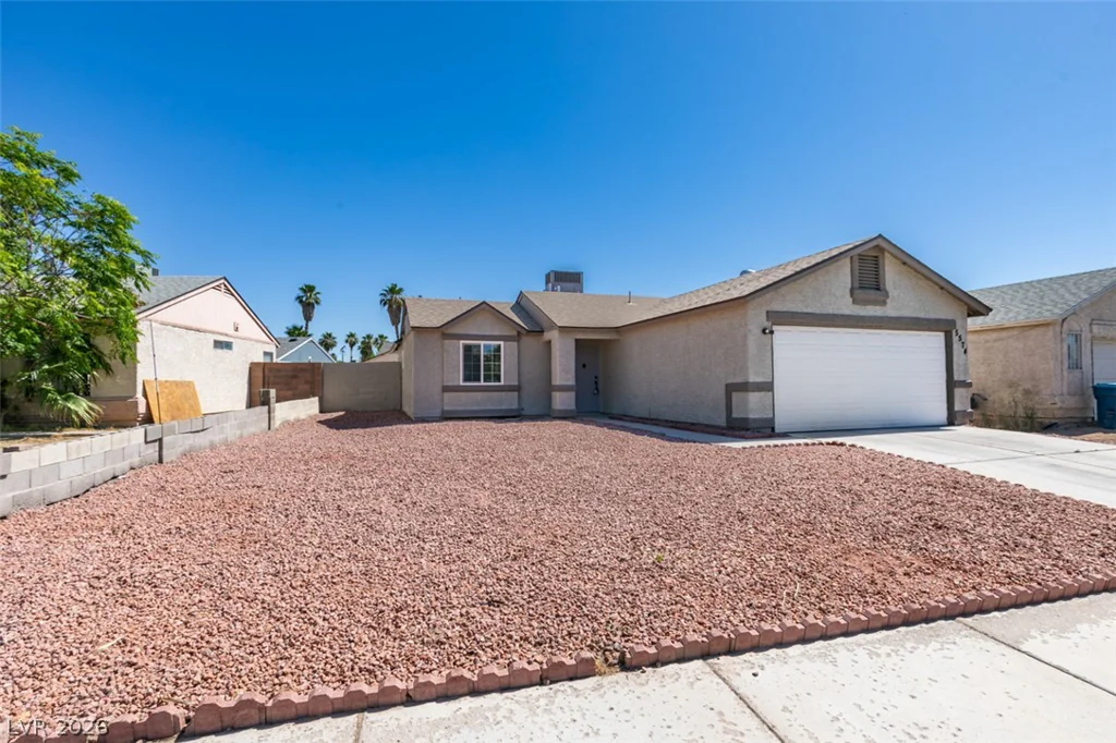 5574 Ballinger, Las Vegas, NV 89142