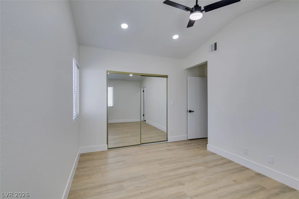 5574 Ballinger, Las Vegas, NV 89142