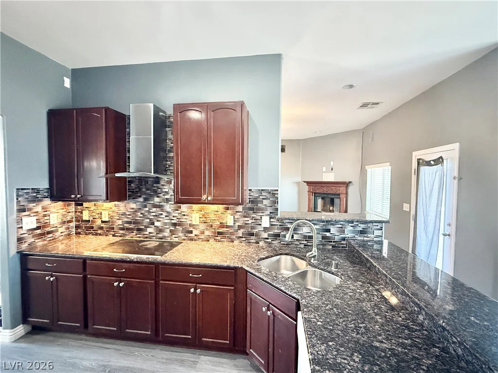 580 Hickory, Pahrump, NV 89048