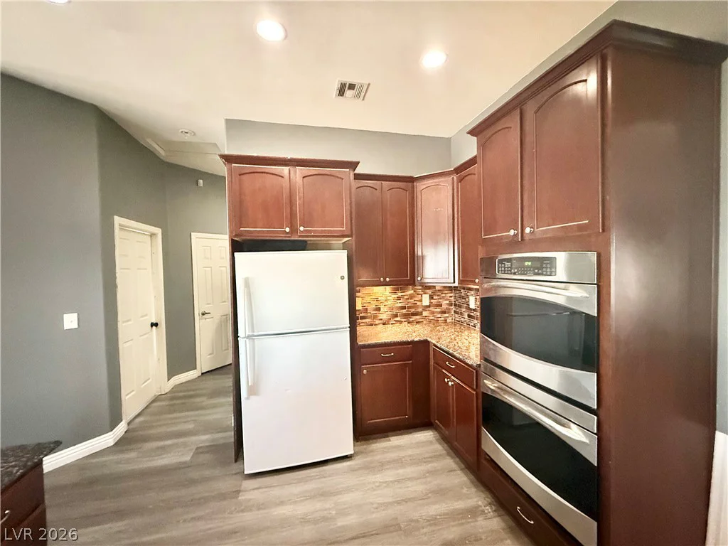 580 Hickory, Pahrump, NV 89048