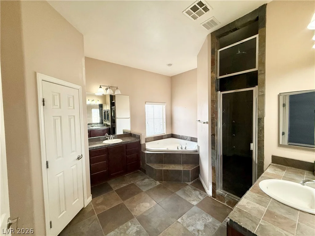 580 Hickory, Pahrump, NV 89048