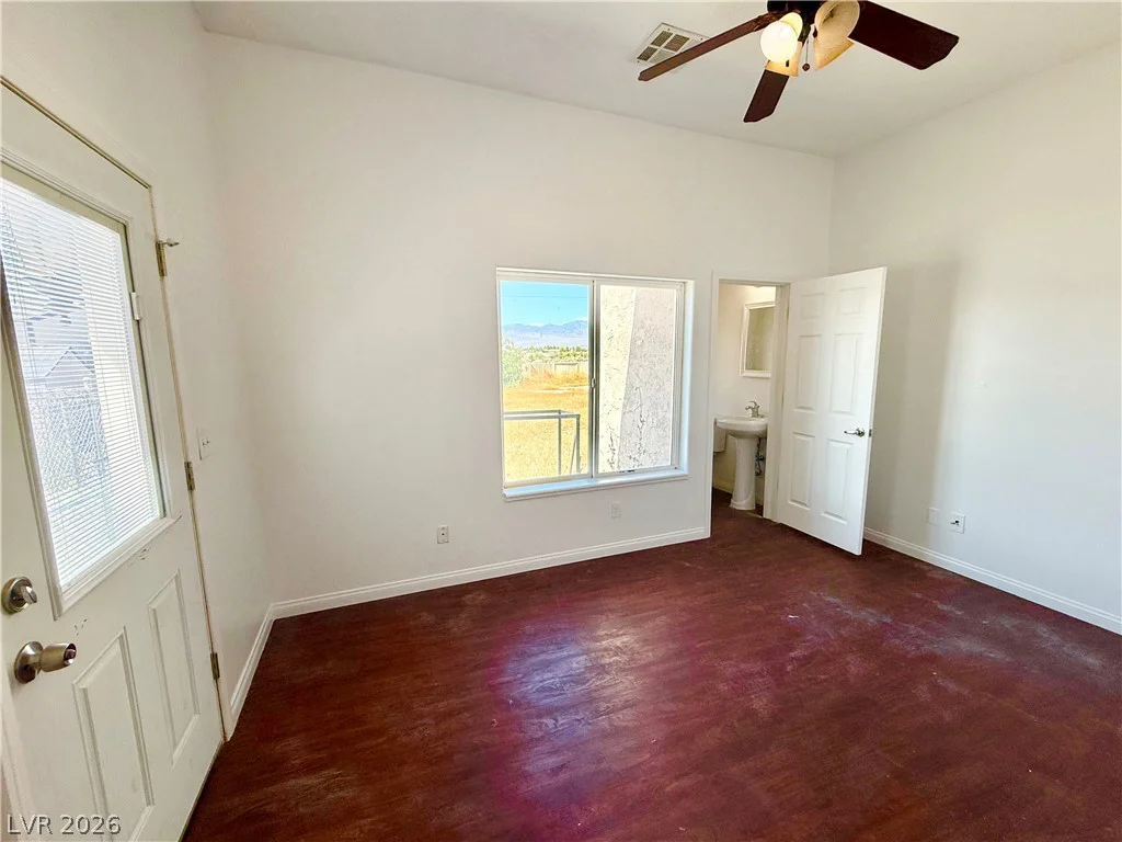 580 Hickory, Pahrump, NV 89048