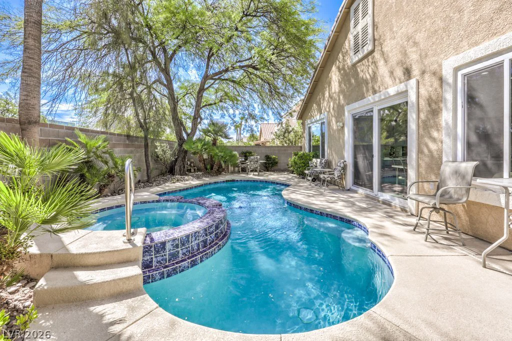 808 Cambridge Cross, Las Vegas, NV 89144