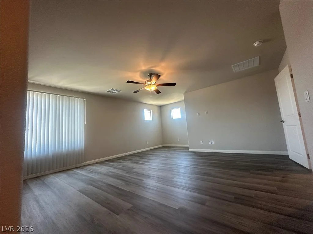 1058 Willow Berry, North Las Vegas, NV 89032