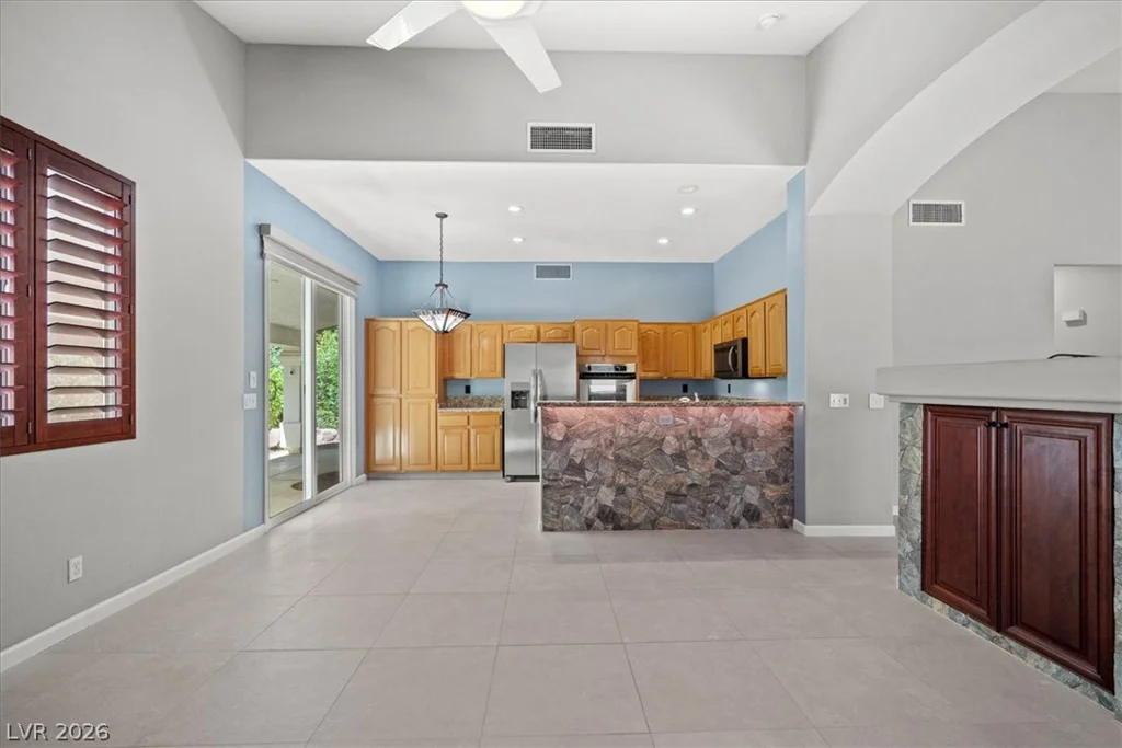 1898 Desert Forest, Henderson, NV 89012