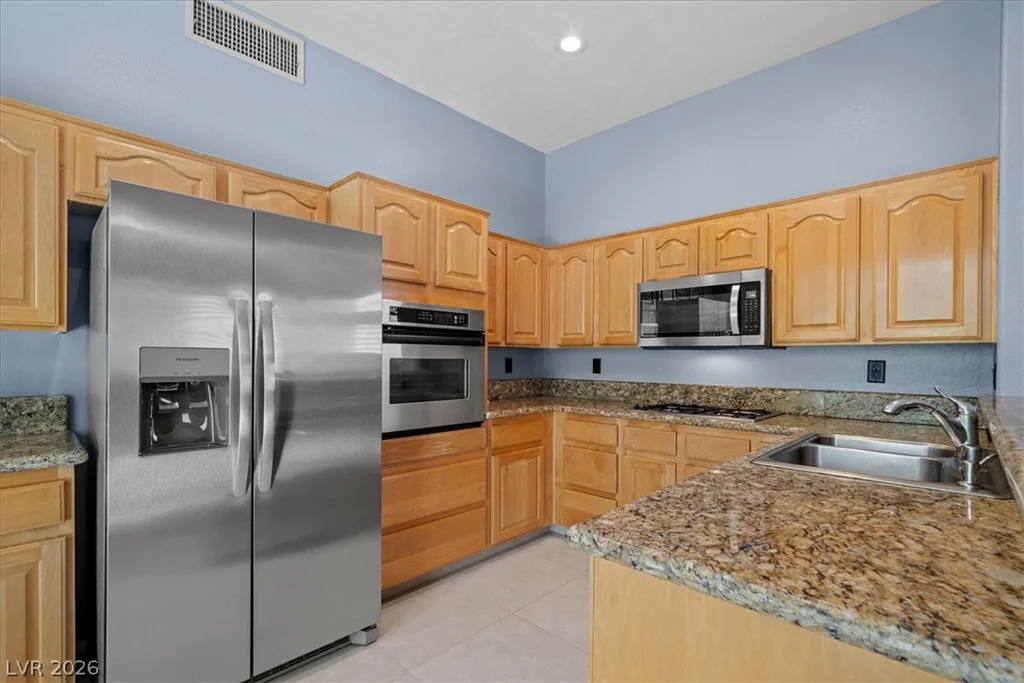 1898 Desert Forest, Henderson, NV 89012