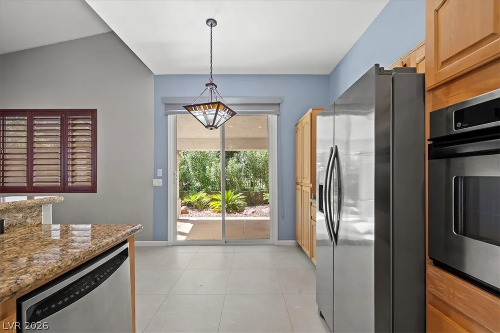1898 Desert Forest, Henderson, NV 89012