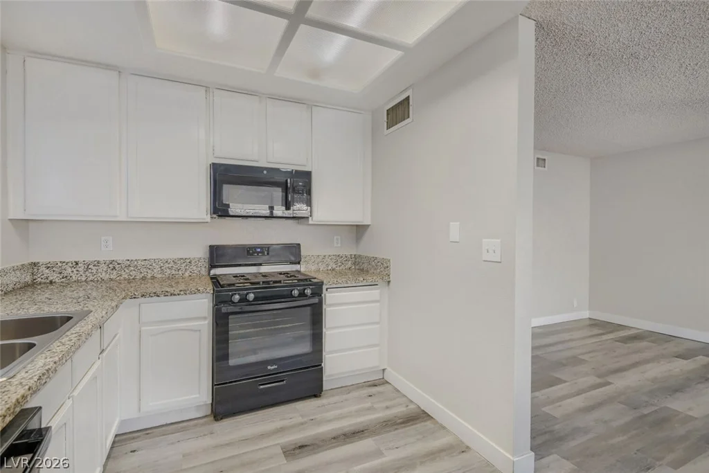2343 Valleywood, Henderson, NV 89014