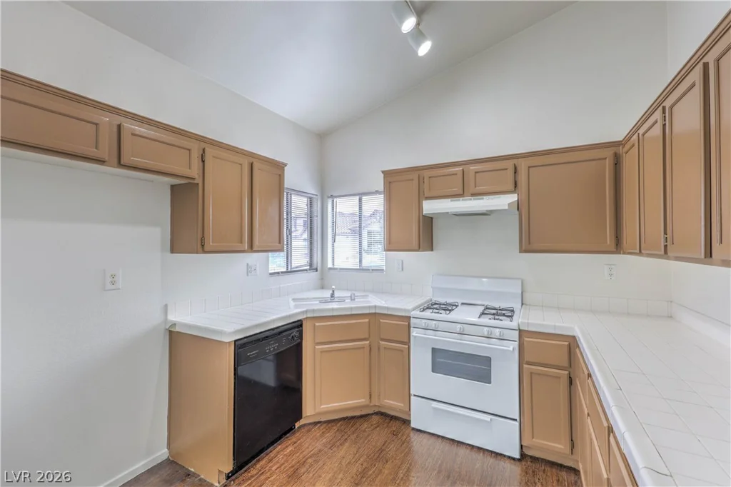 1405 Nellis, Las Vegas, NV 89104