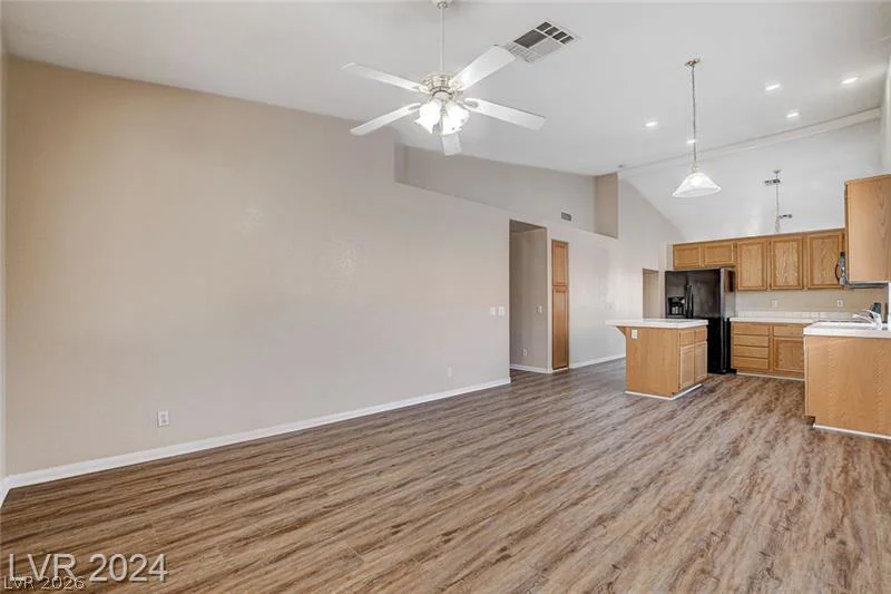 9625 Bending River, Las Vegas, NV 89129