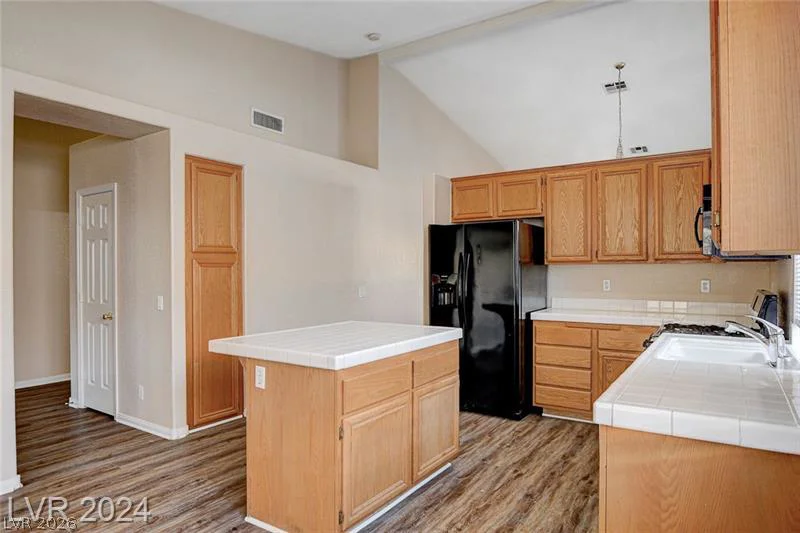 9625 Bending River, Las Vegas, NV 89129