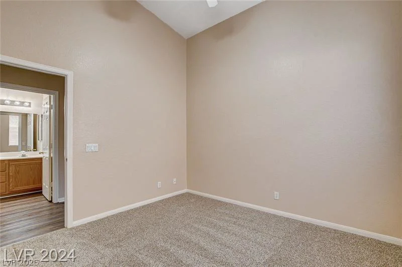 9625 Bending River, Las Vegas, NV 89129