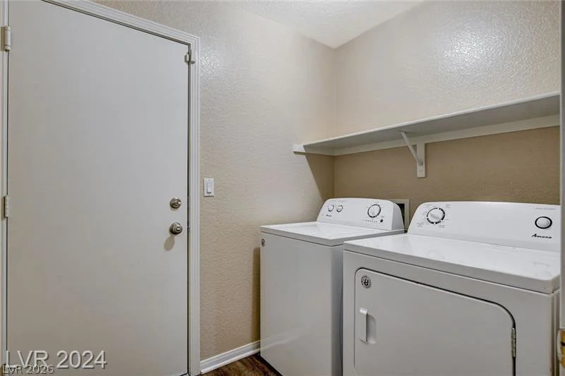 9625 Bending River, Las Vegas, NV 89129