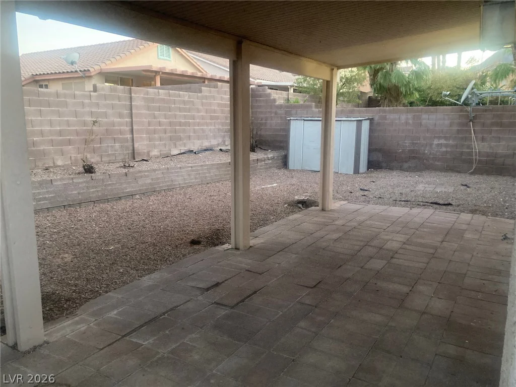 9625 Bending River, Las Vegas, NV 89129