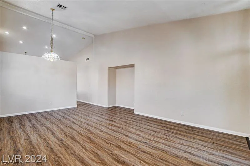 9625 Bending River, Las Vegas, NV 89129