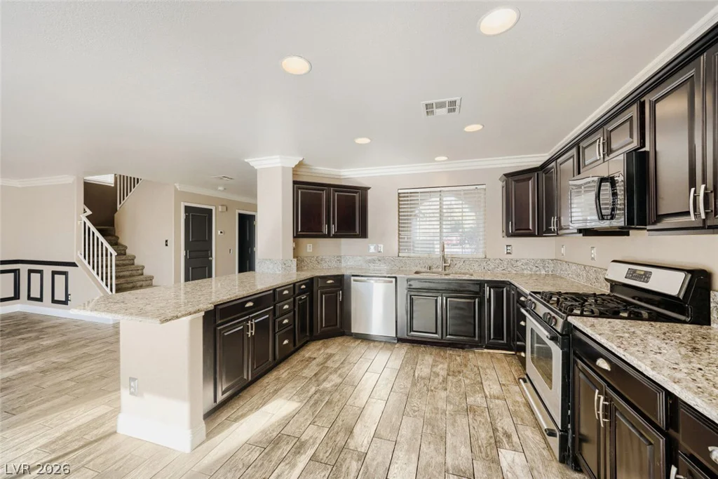 1620 Blooming Rose, Las Vegas, NV 89144