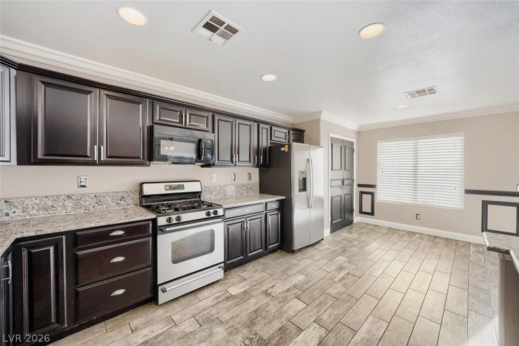 1620 Blooming Rose, Las Vegas, NV 89144