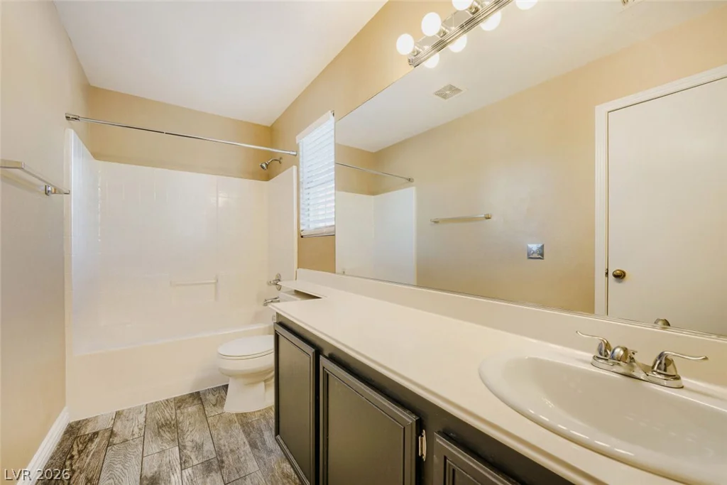 1620 Blooming Rose, Las Vegas, NV 89144