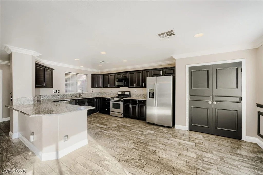 1620 Blooming Rose, Las Vegas, NV 89144