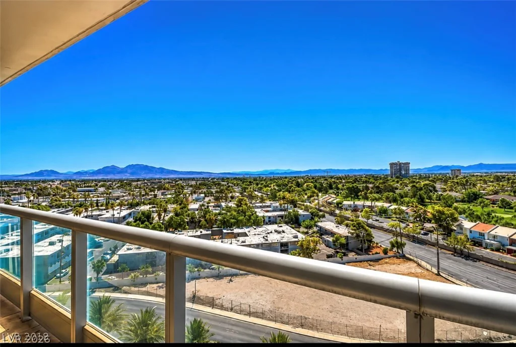 322 Karen, Las Vegas, NV 89109