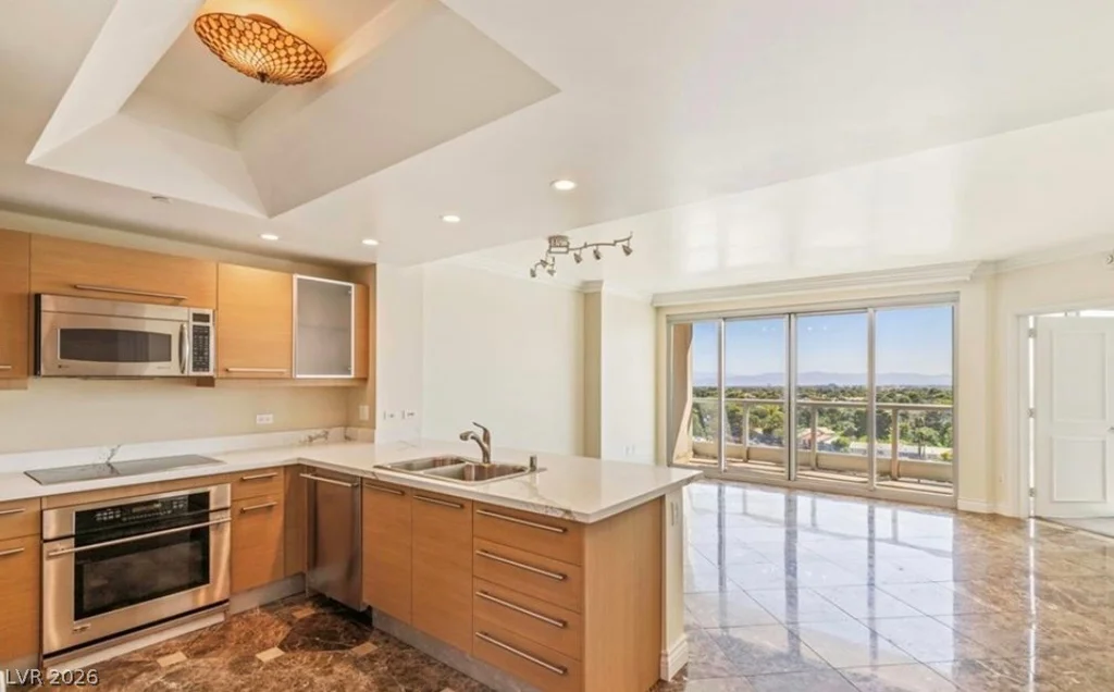 322 Karen, Las Vegas, NV 89109