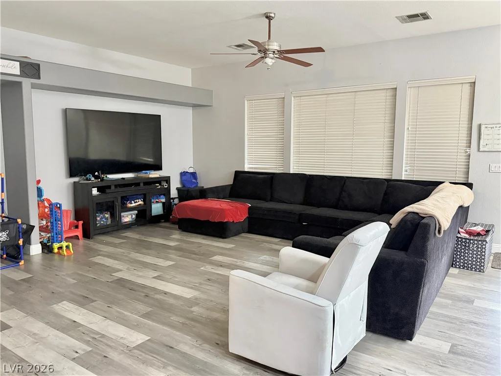7116 Painted Paradise, Las Vegas, NV 89131