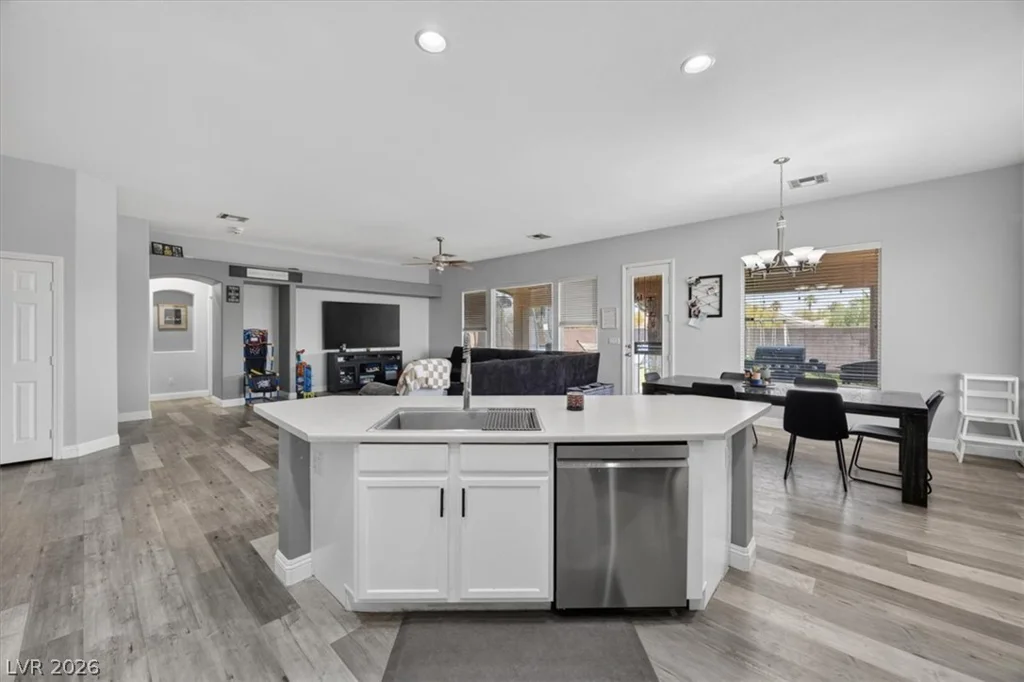 7116 Painted Paradise, Las Vegas, NV 89131