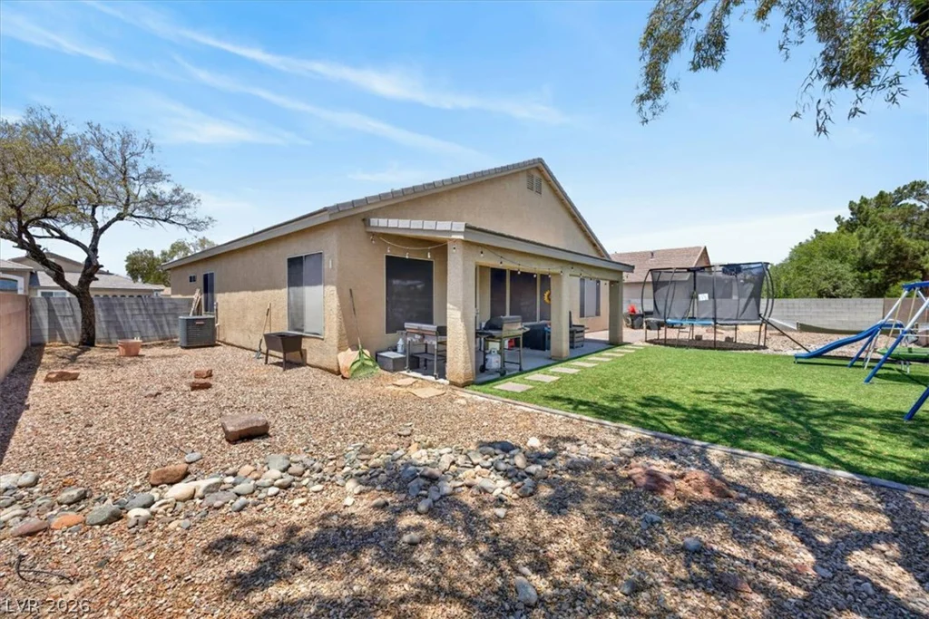 7116 Painted Paradise, Las Vegas, NV 89131