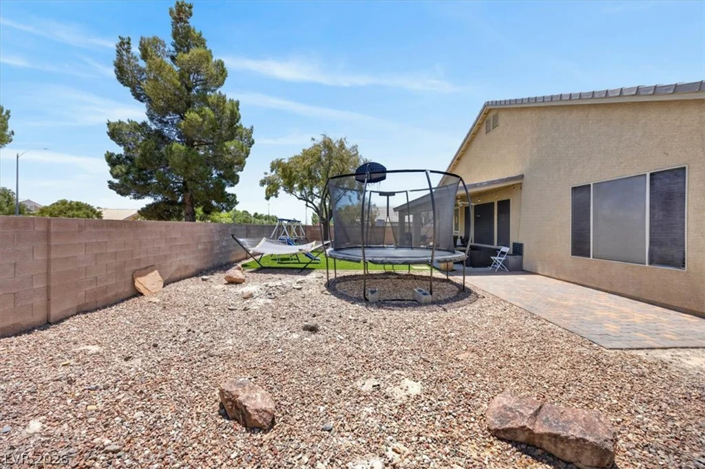 7116 Painted Paradise, Las Vegas, NV 89131