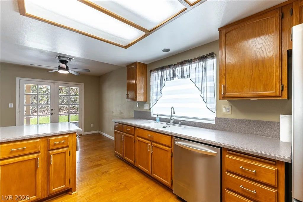 1020 Grey Hollow, North Las Vegas, NV 89031