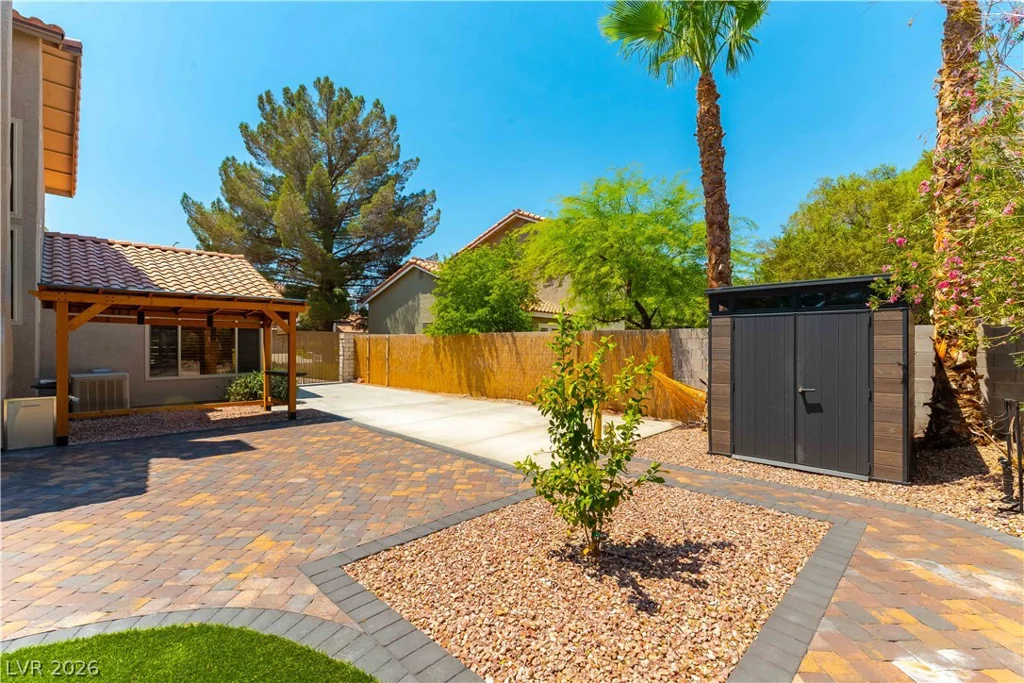 1020 Grey Hollow, North Las Vegas, NV 89031