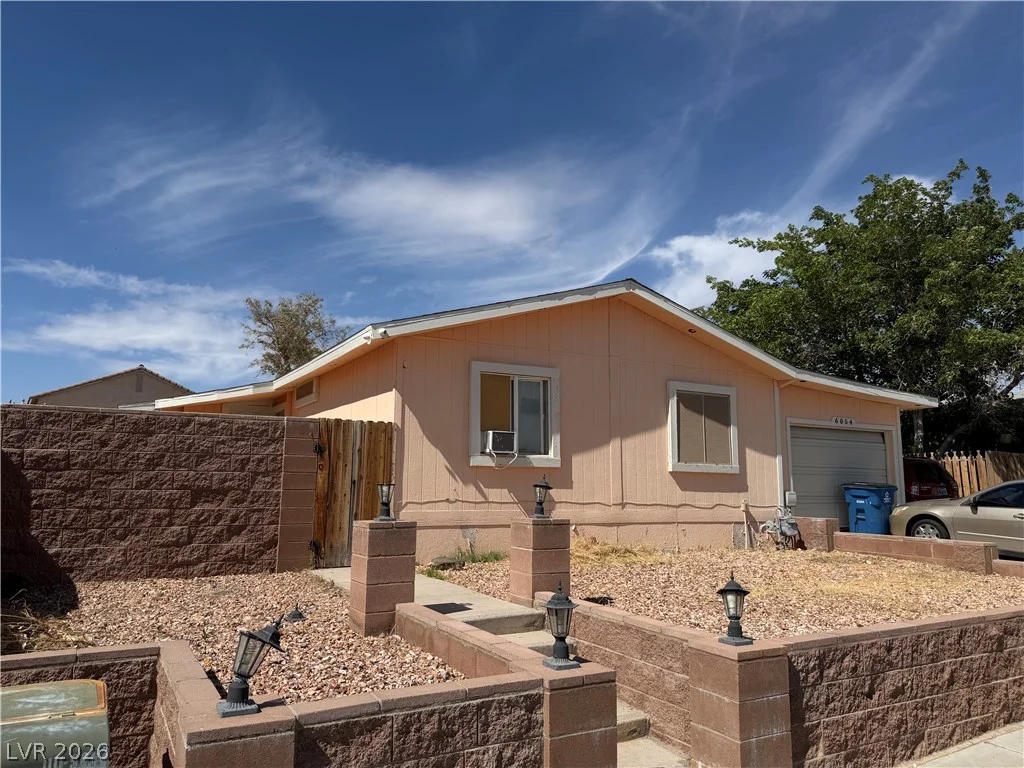6054 Bluehill, Las Vegas, NV 89156